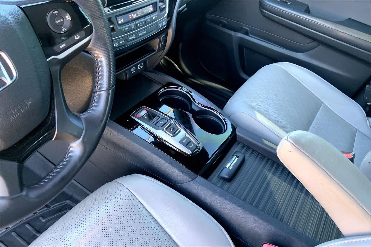 Used 2019 Honda Passport Touring image 14