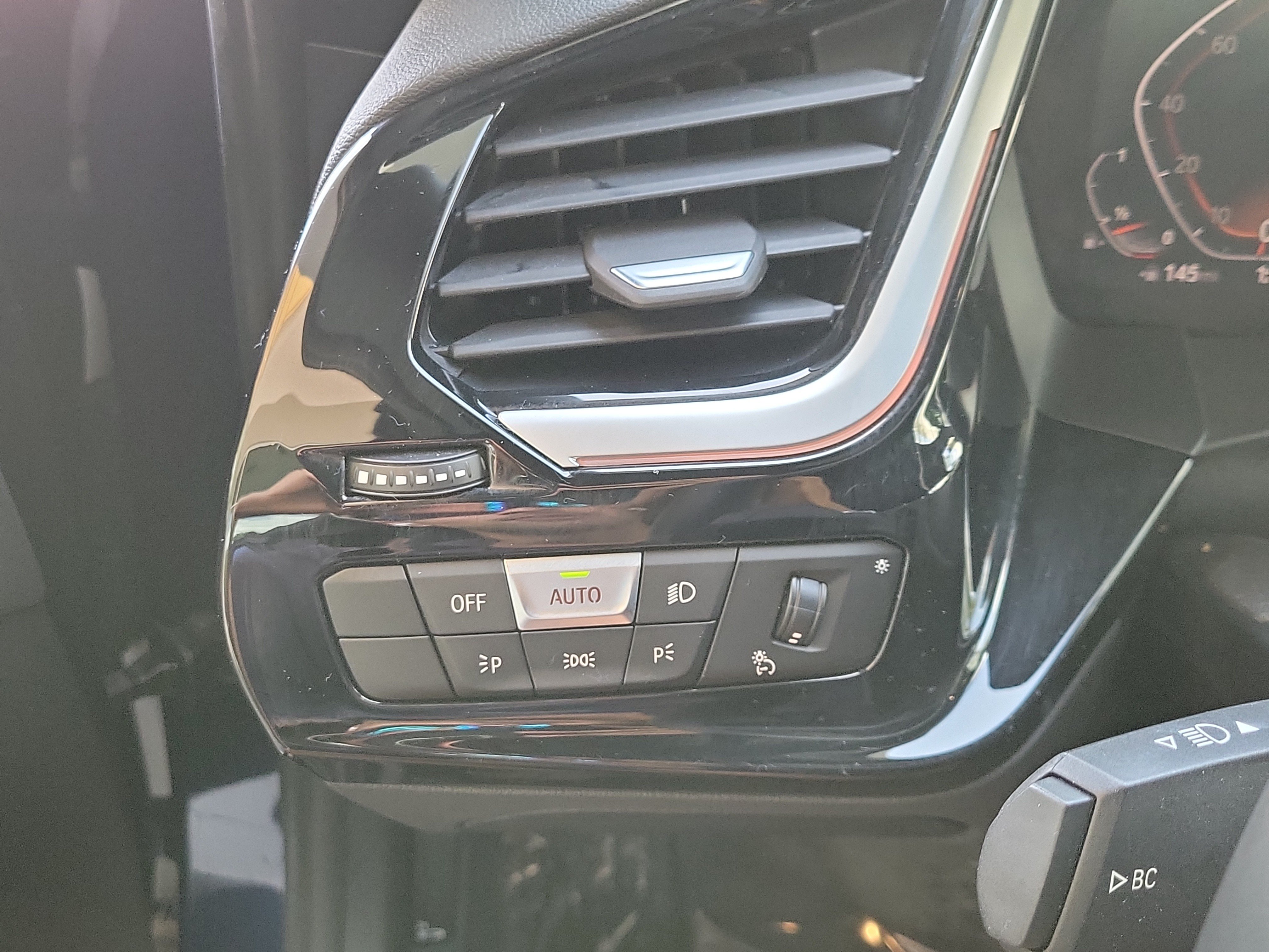 Used 2019 BMW Z4 sDrive30i w/ Convenience Package RWD image 18