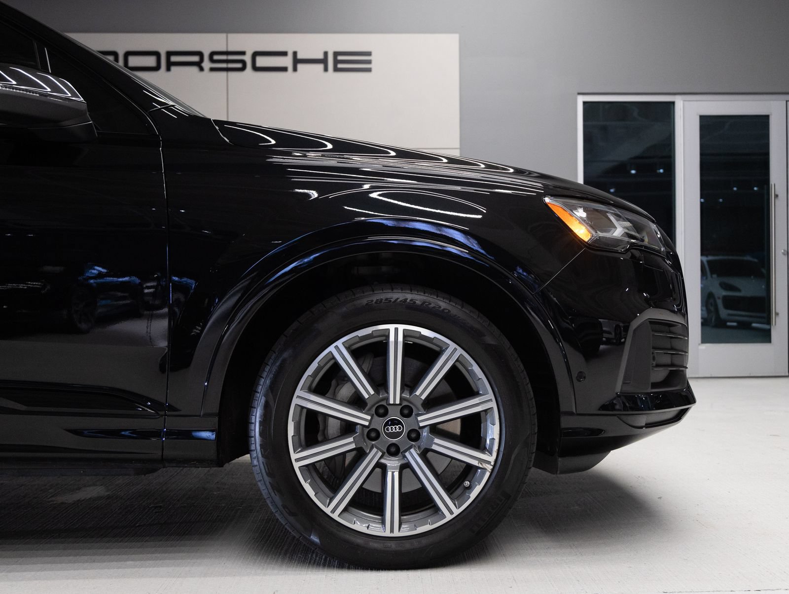 Used 2022 Audi Q7 2.0T Premium Plus w/ Premium Plus Package AWD/4WD image 11