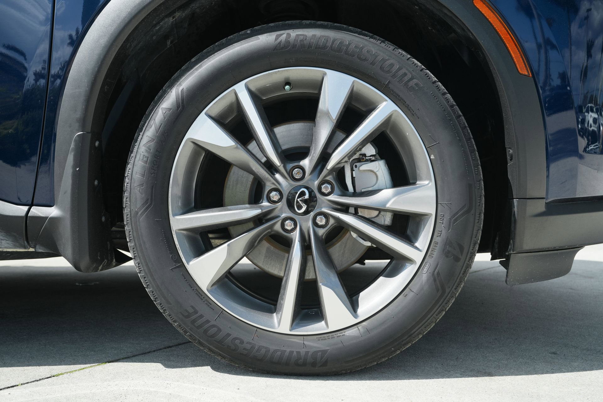 Used 2023 INFINITI QX60 Luxe w/ Vision Package image 11