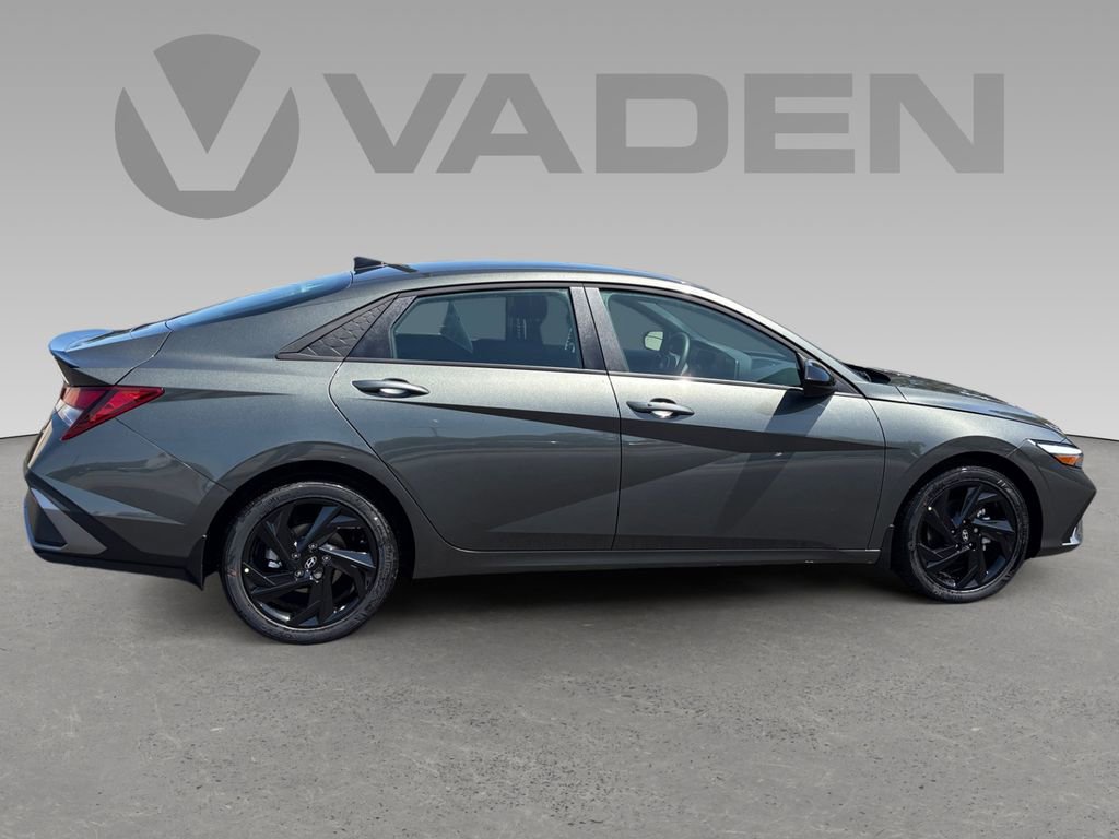 New 2026 Hyundai Elantra Sport FWD image 6