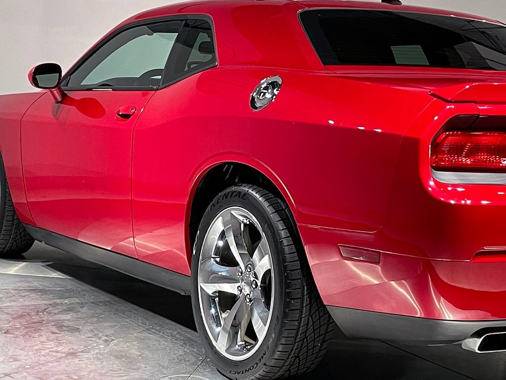 Used 2012 Dodge Challenger SXT Plus RWD image 25