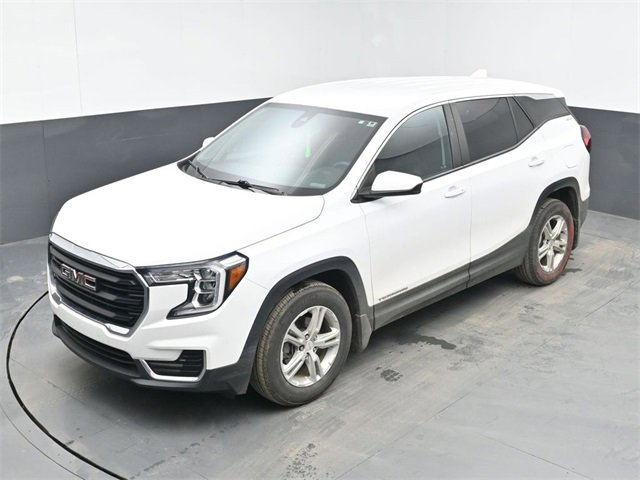 Used 2022 GMC Terrain SLE image 15
