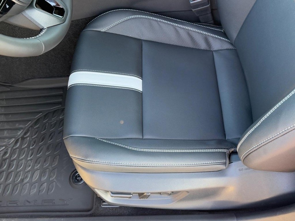 New 2026 Toyota Camry SE image 12