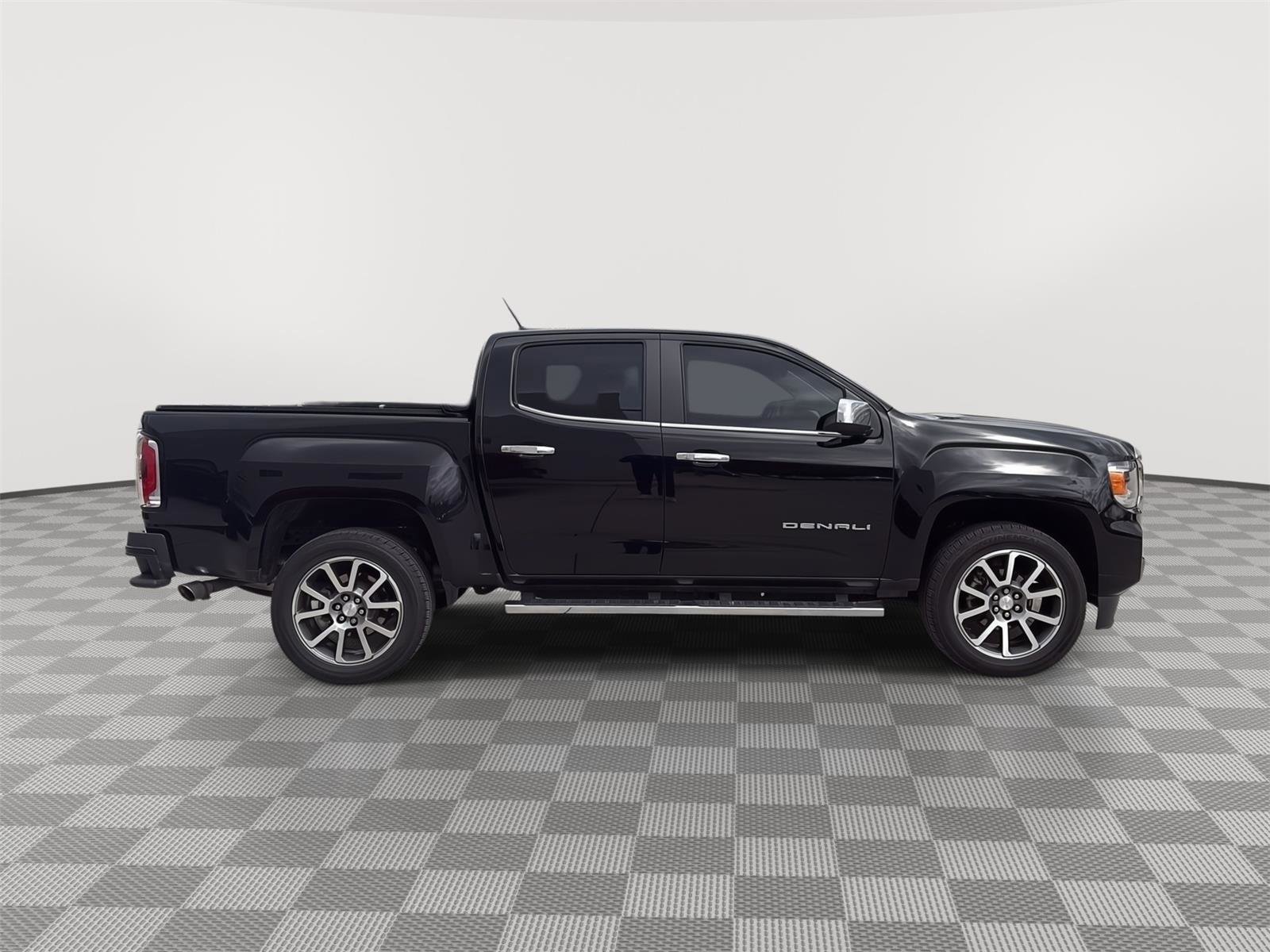 Used 2021 GMC Canyon Denali image 6
