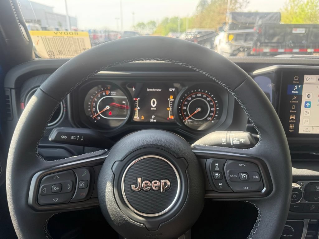 New 2026 Jeep Gladiator Rubicon w/ Whitecap Package AWD/4WD image 24