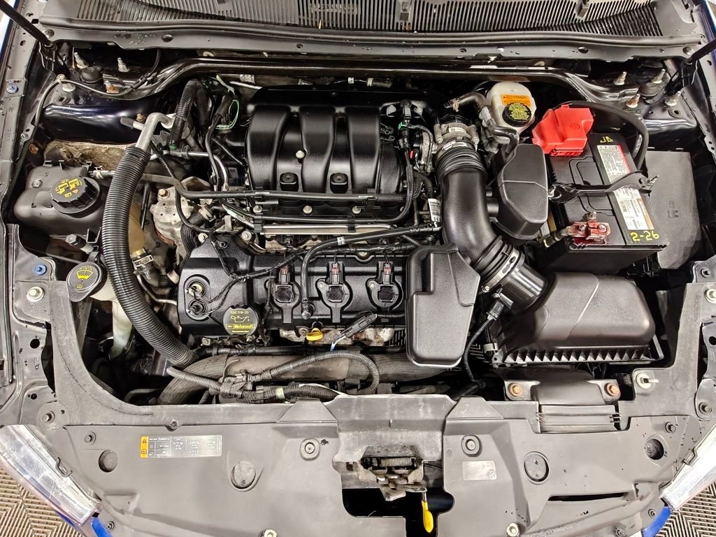 Used 2013 Ford Taurus SEL image 42