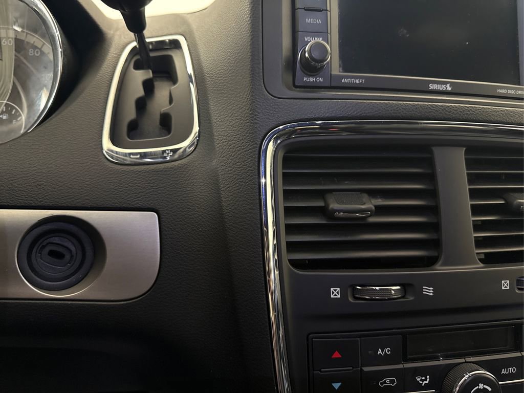 Used 2019 Dodge Grand Caravan GT image 34
