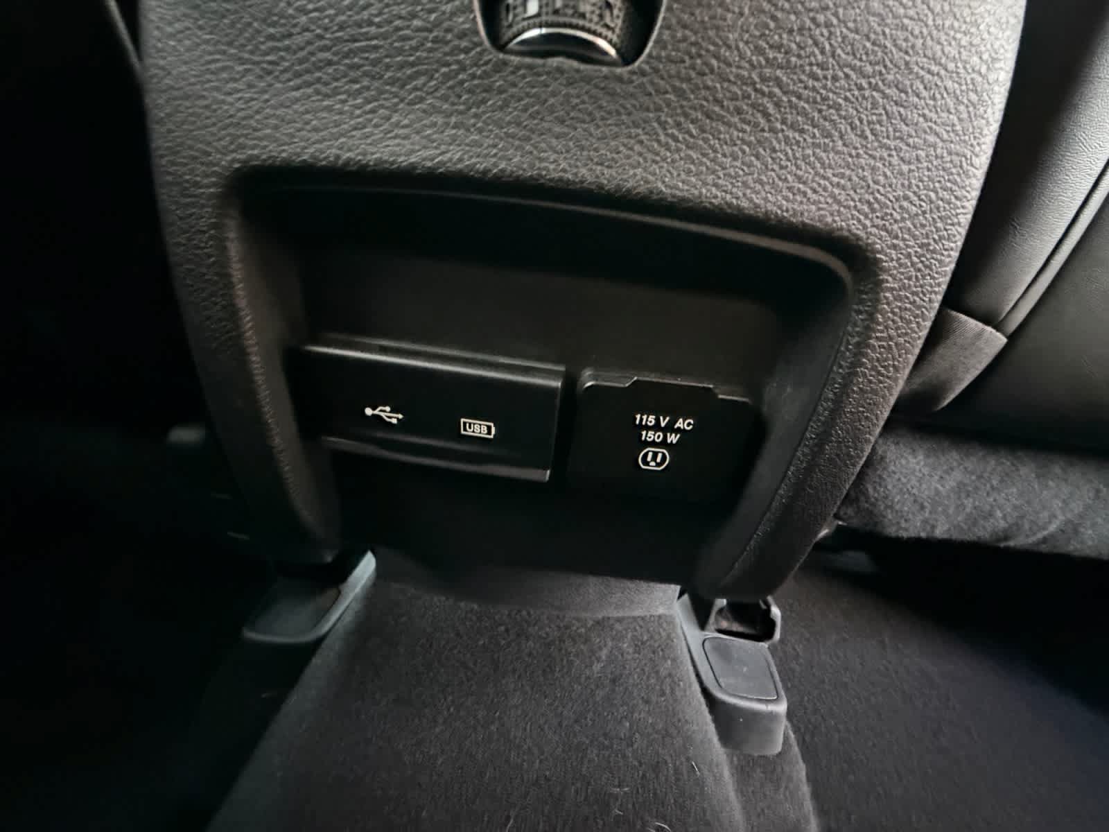 Used 2020 Jeep Cherokee Limited AWD/4WD image 31