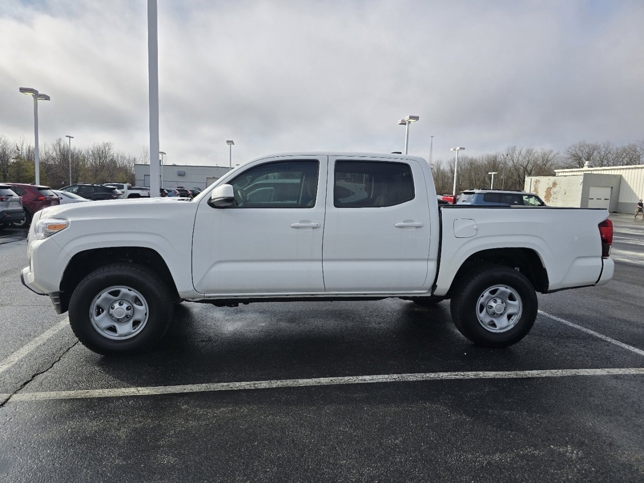 Used 2023 Toyota Tacoma SR image 4