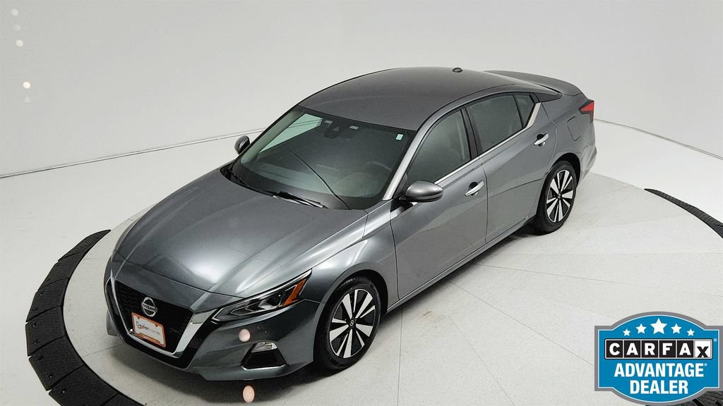 Used 2022 Nissan Altima 2.5 SV FWD image 17