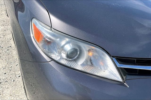 Used 2020 Toyota Sienna XLE w/ XLE Navigation Package FWD image 29