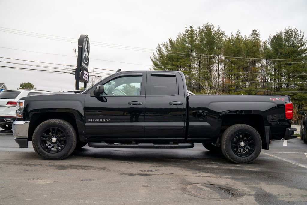 Used 2019 Chevrolet Silverado 1500 LT w/ All Star Edition image 3