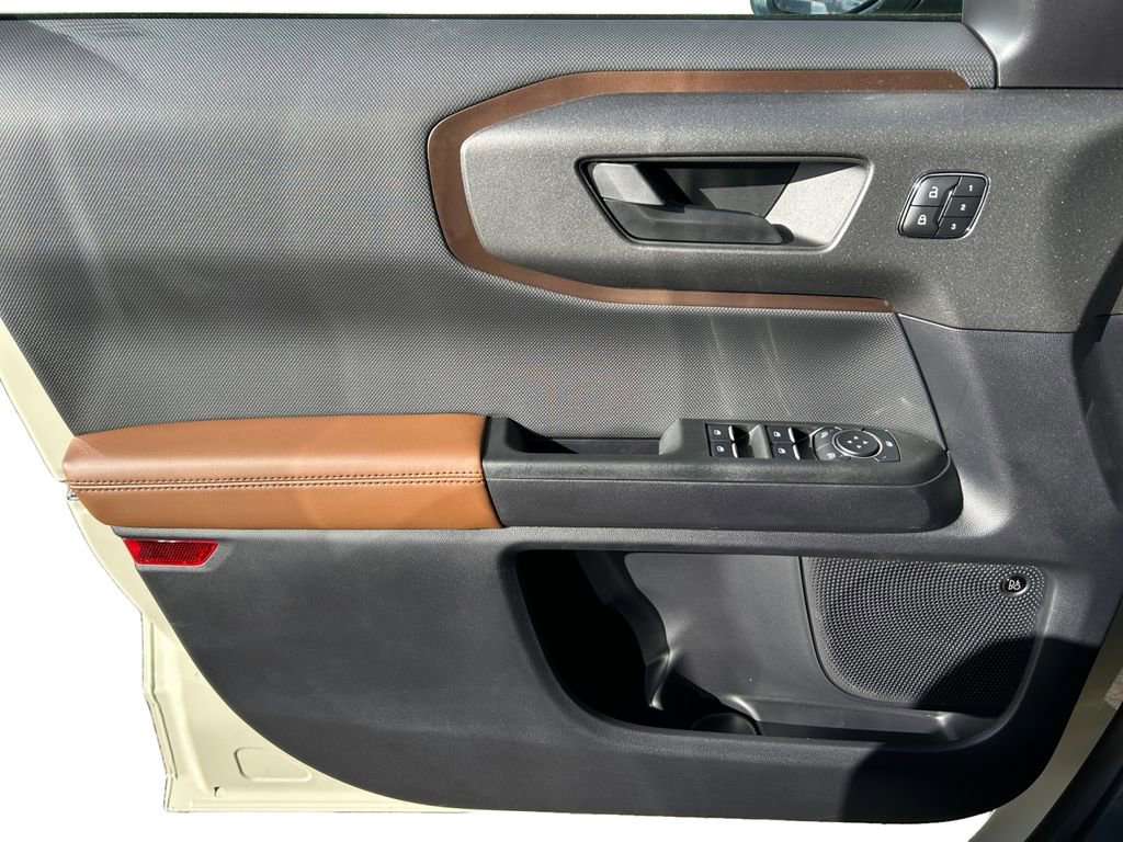 Used 2025 Ford Bronco Sport Outer Banks w/ Outer Banks Tech Package+ AWD/4WD image 16