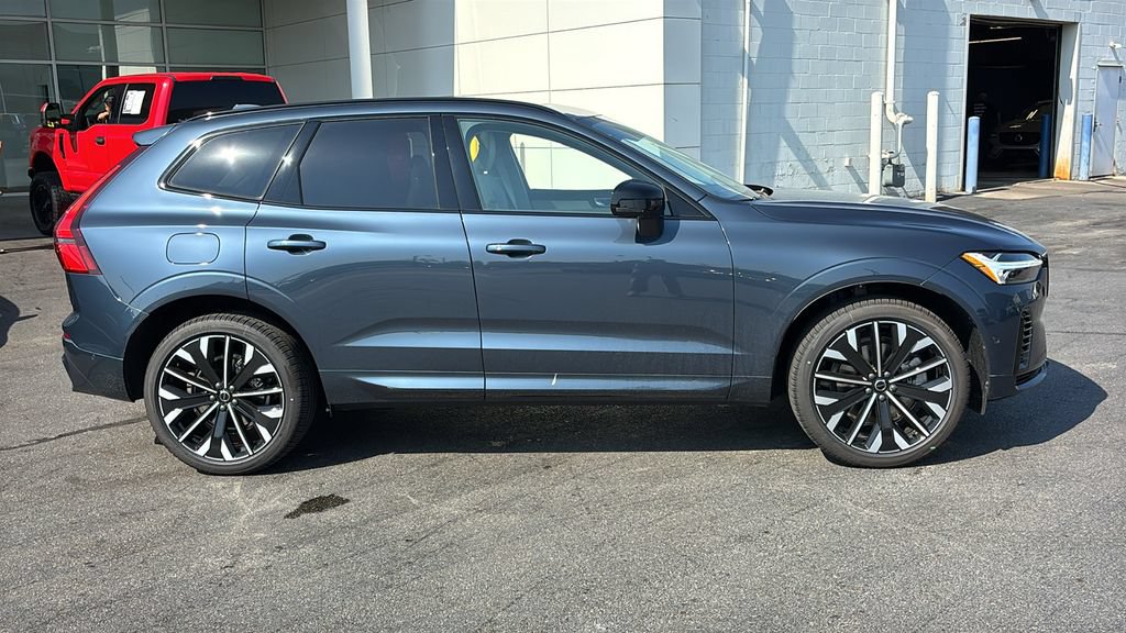 New 2026 Volvo XC60 T8 Ultra w/ Protection Package Premier AWD/4WD image 26