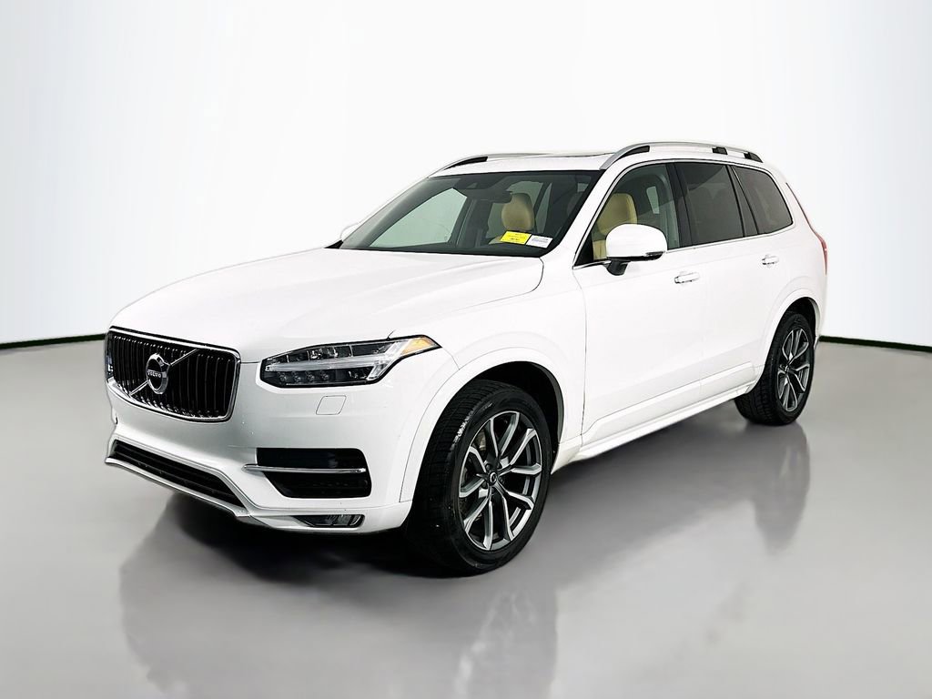Used 2018 Volvo XC90 T5 Momentum w/ Momentum Plus Package FWD image 3