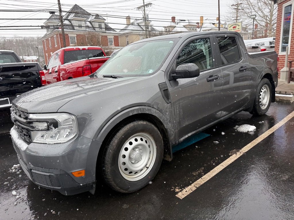 Used 2022 Ford Maverick XL image 4