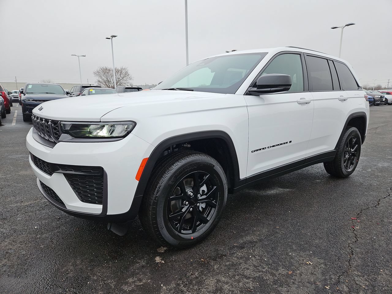 New 2026 Jeep Grand Cherokee Altitude AWD/4WD image 3