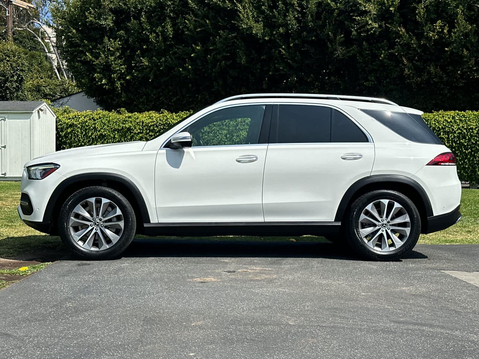 Used 2021 Mercedes-Benz GLE 350 image 2