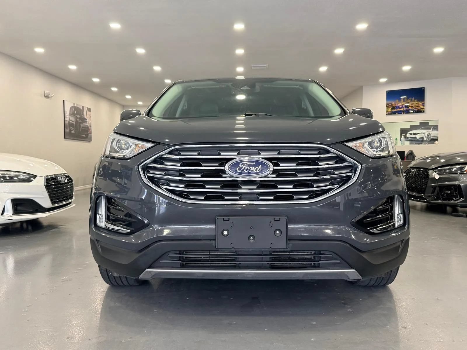 Used 2021 Ford Edge SEL FWD image 2