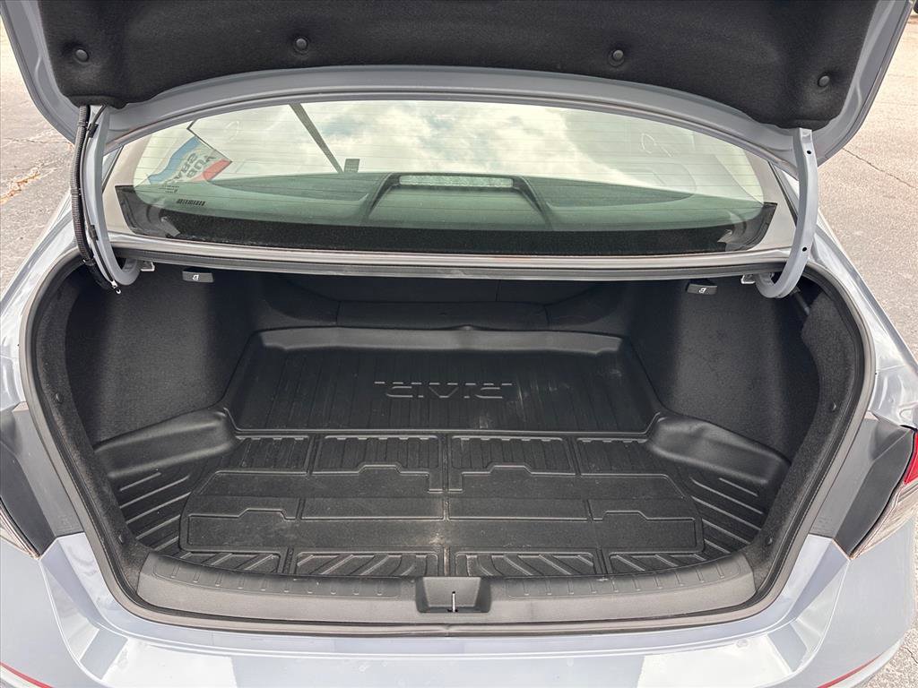 Used 2024 Honda Civic Touring image 30