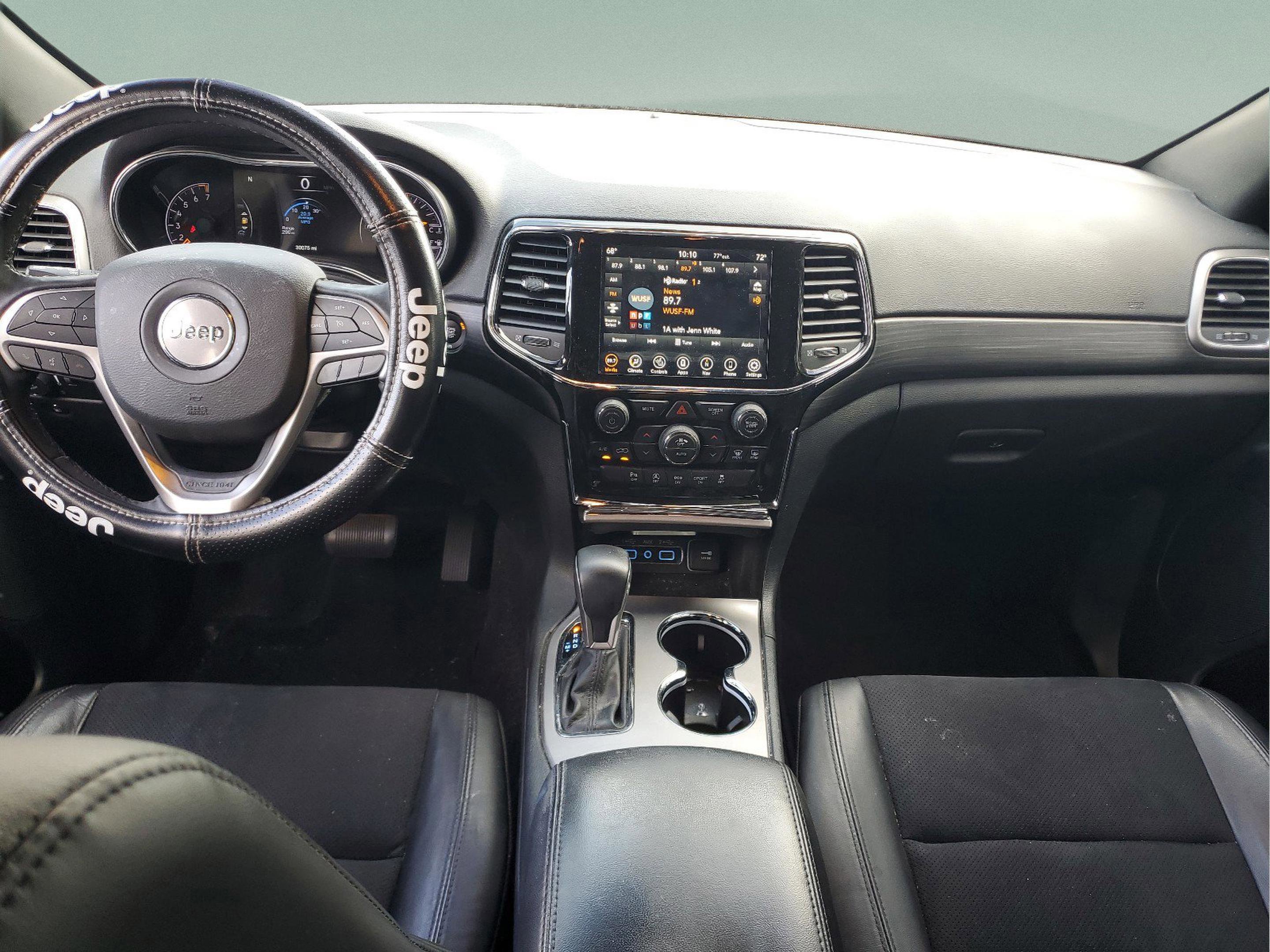 Certified 2022 Jeep Grand Cherokee Laredo X image 12