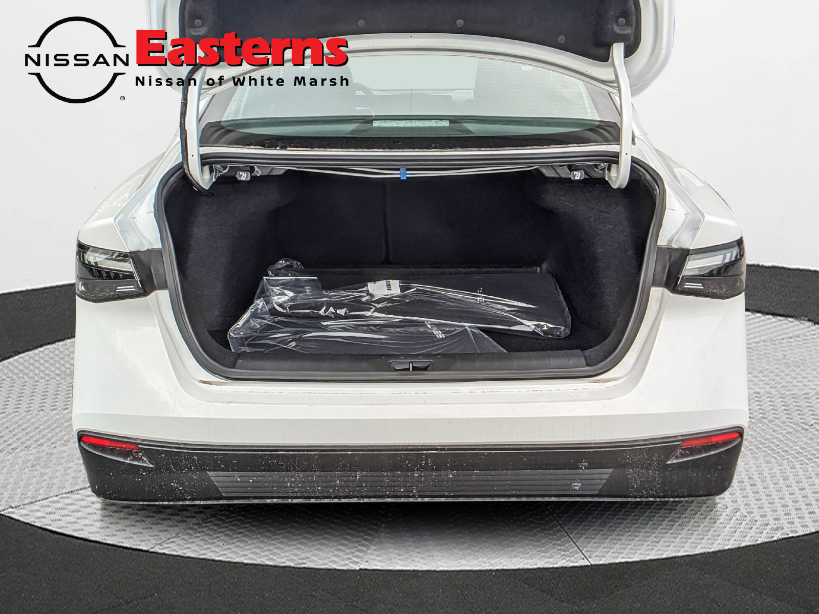 New 2027 Nissan Sentra SV w/ Floor Mat Package FWD image 11