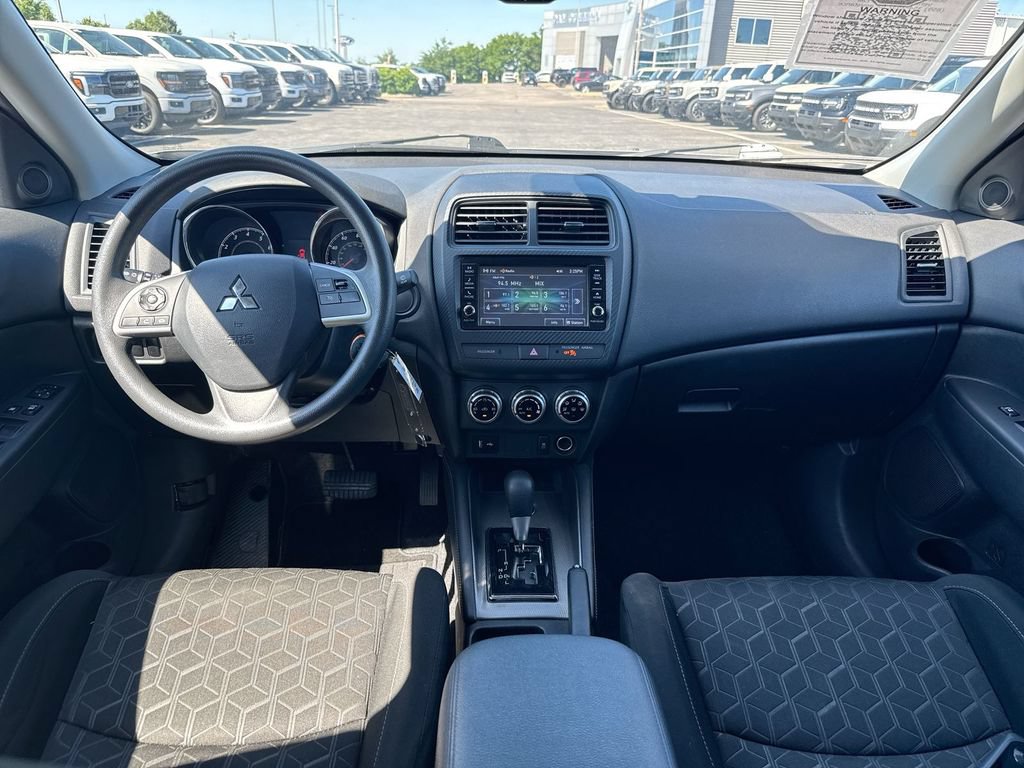 Used 2024 Mitsubishi Outlander Sport ES AWD/4WD image 10