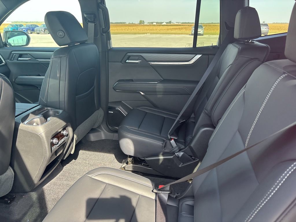 New 2026 GMC Acadia Elevation w/ Black Edition image 14