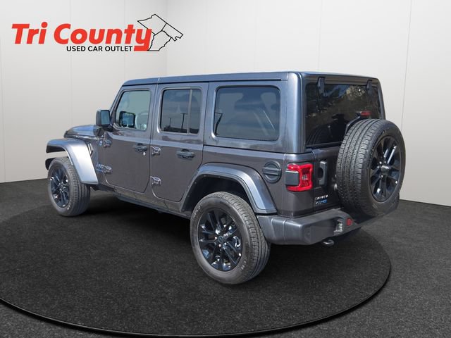 Used 2025 Jeep Wrangler Unlimited Sahara w/ Safety Group AWD/4WD image 6