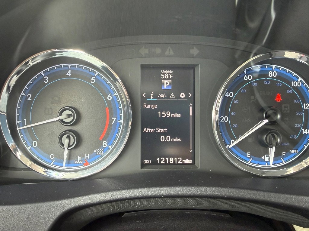 Used 2017 Toyota Corolla SE w/ Carpet Mat Package (TMS) image 14