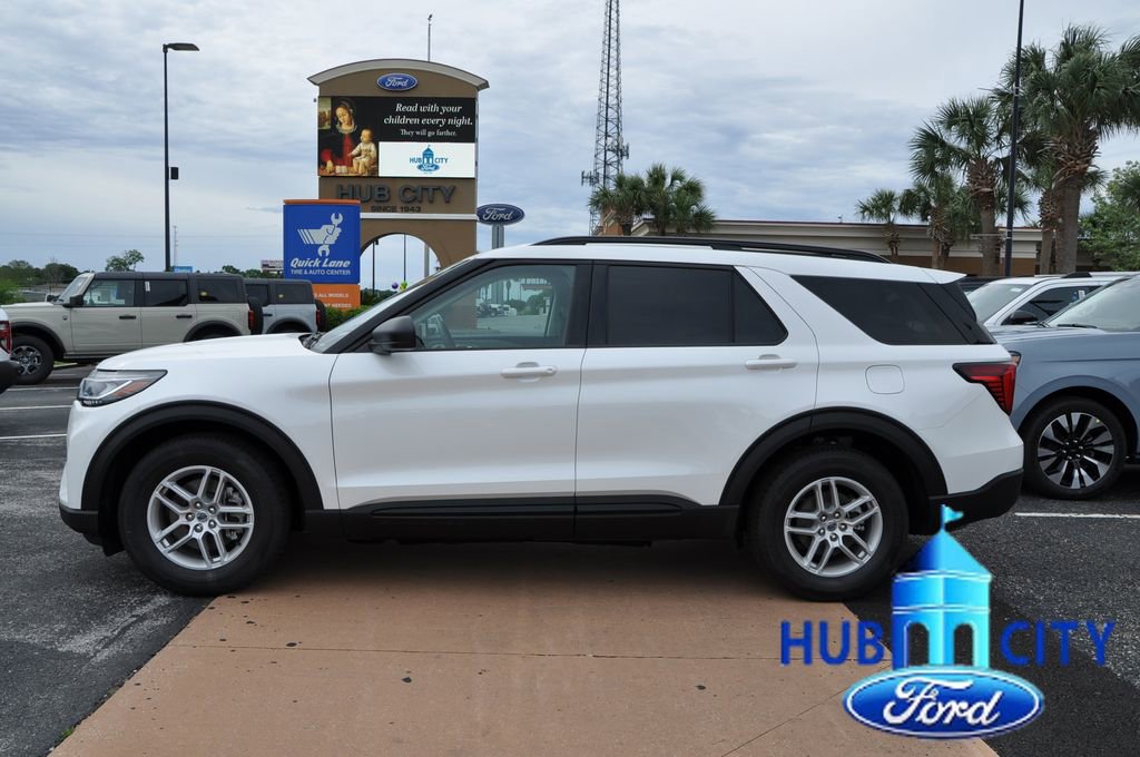 New 2026 Ford Explorer Active w/ Active Comfort Package RWD image 2