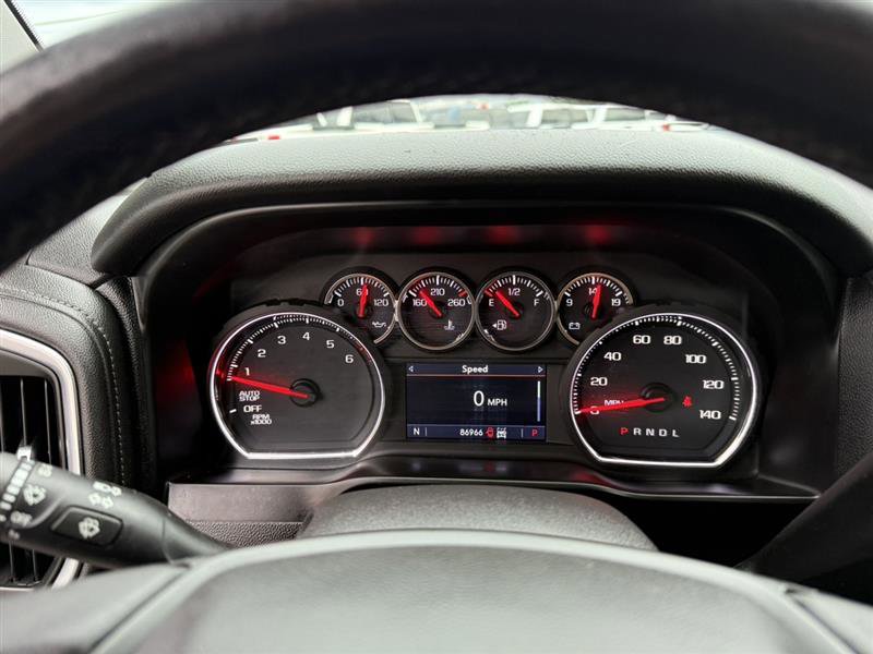 Used 2019 Chevrolet Silverado 1500 LT Trail Boss AWD/4WD image 32