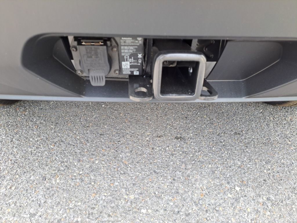 New 2026 Volkswagen Atlas Cross Sport SE image 29