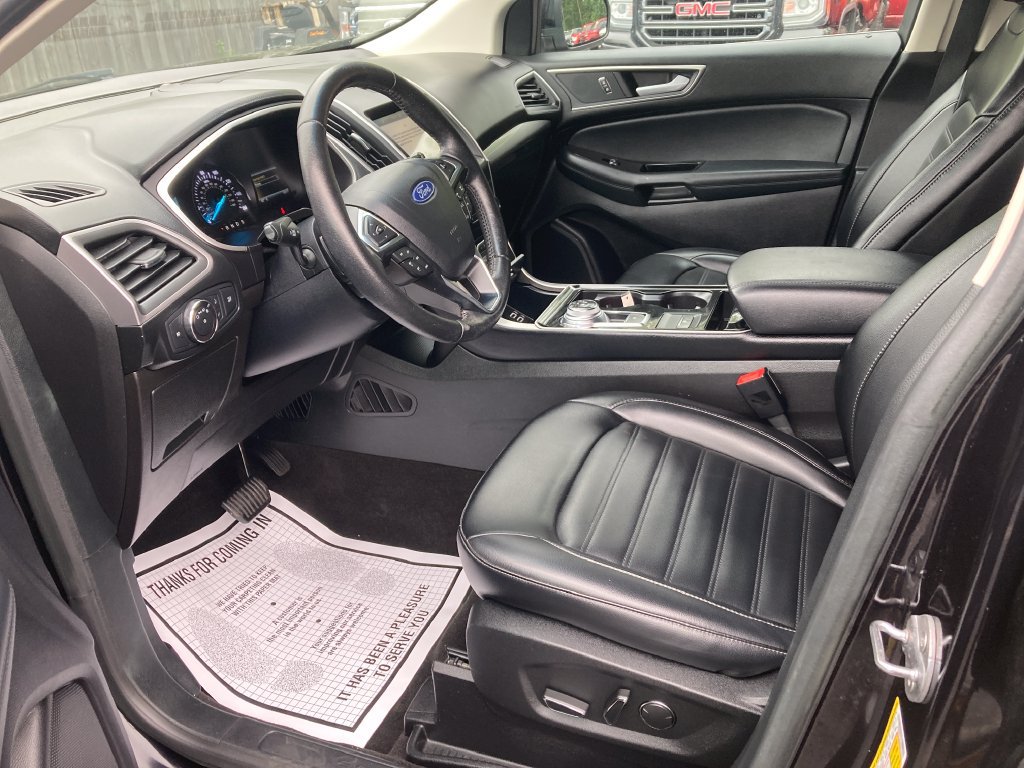 Used 2019 Ford Edge SEL w/ Equipment Group 201A AWD/4WD image 12