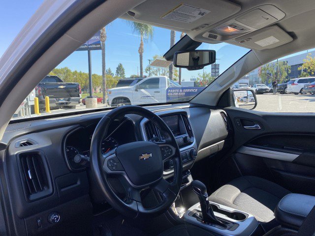 Used 2022 Chevrolet Colorado LT w/ LT Convenience Package image 10