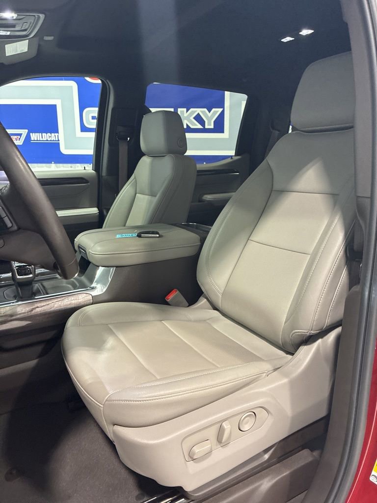 Used 2024 Chevrolet Silverado 1500 LTZ w/ Technology Package image 17