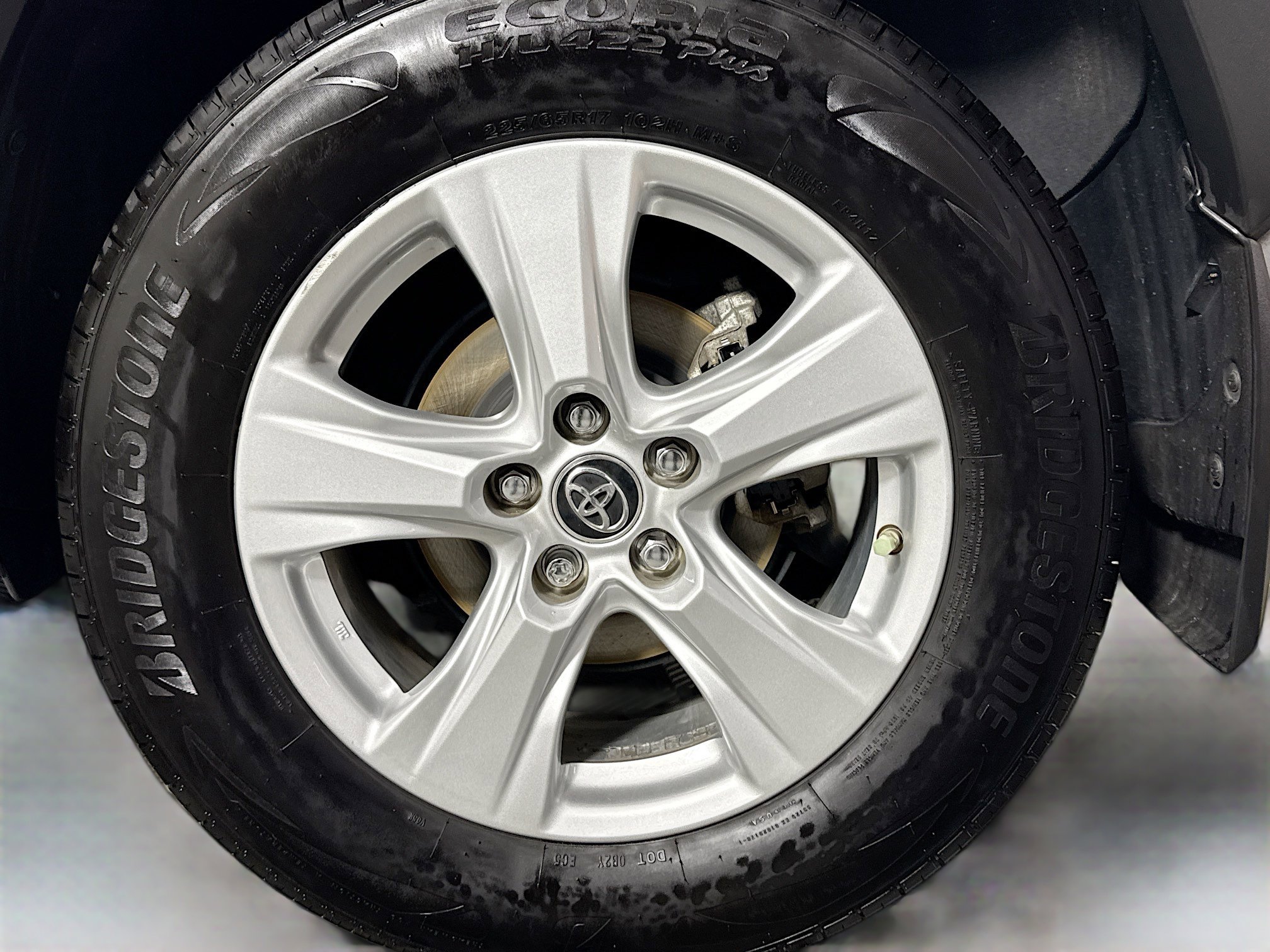Certified 2019 Toyota RAV4 XLE w/ Convenience Package image 31