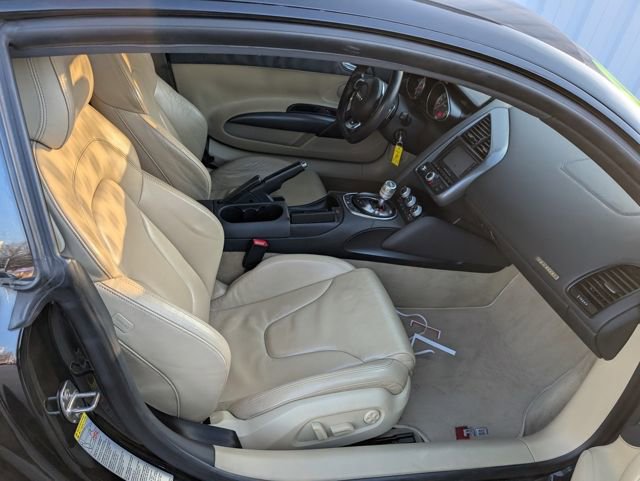 Used 2008 Audi R8 V8 image 16