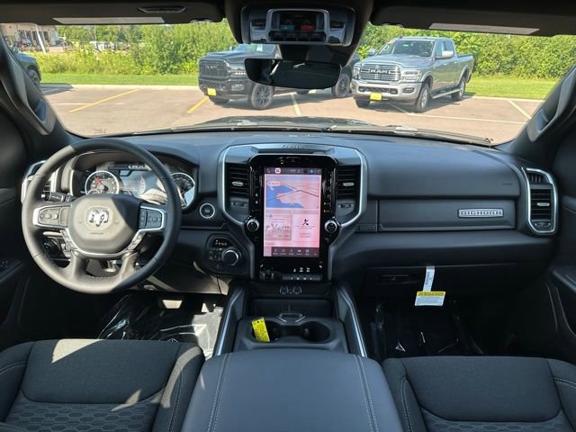 New 2026 RAM 1500 Big Horn AWD/4WD image 13