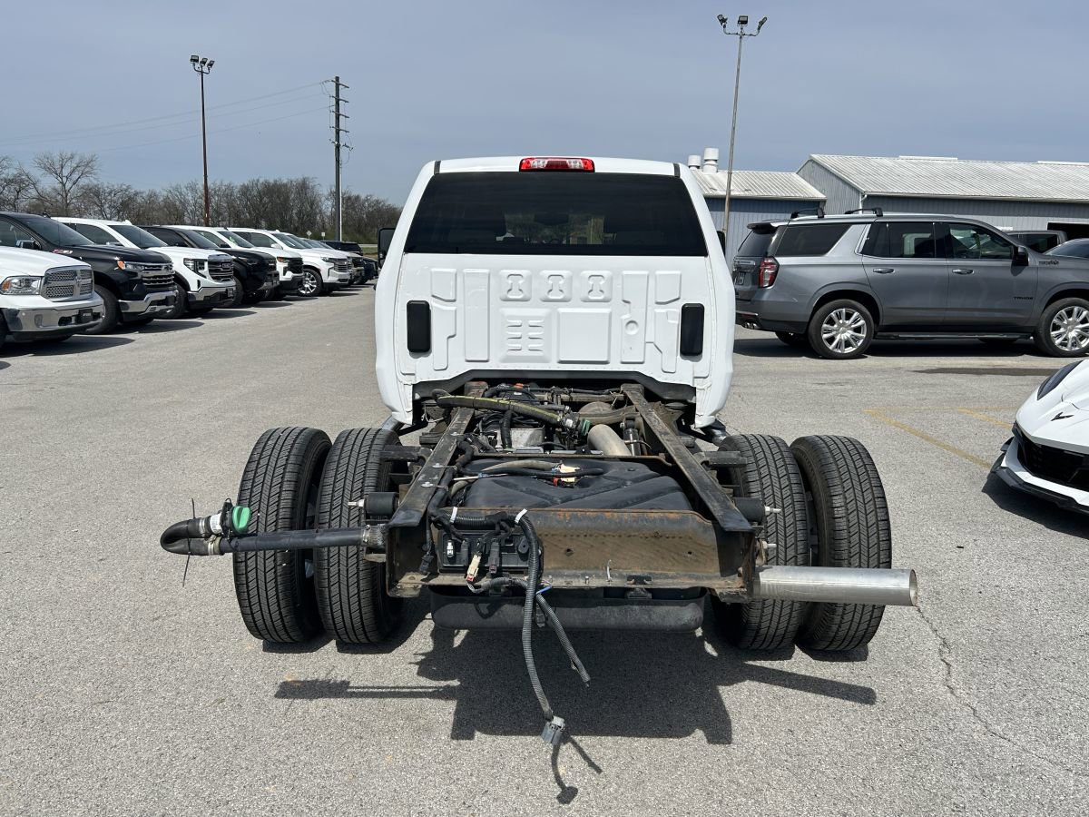 Used 2017 Chevrolet Silverado 3500 W/T w/ WT Convenience Package image 5