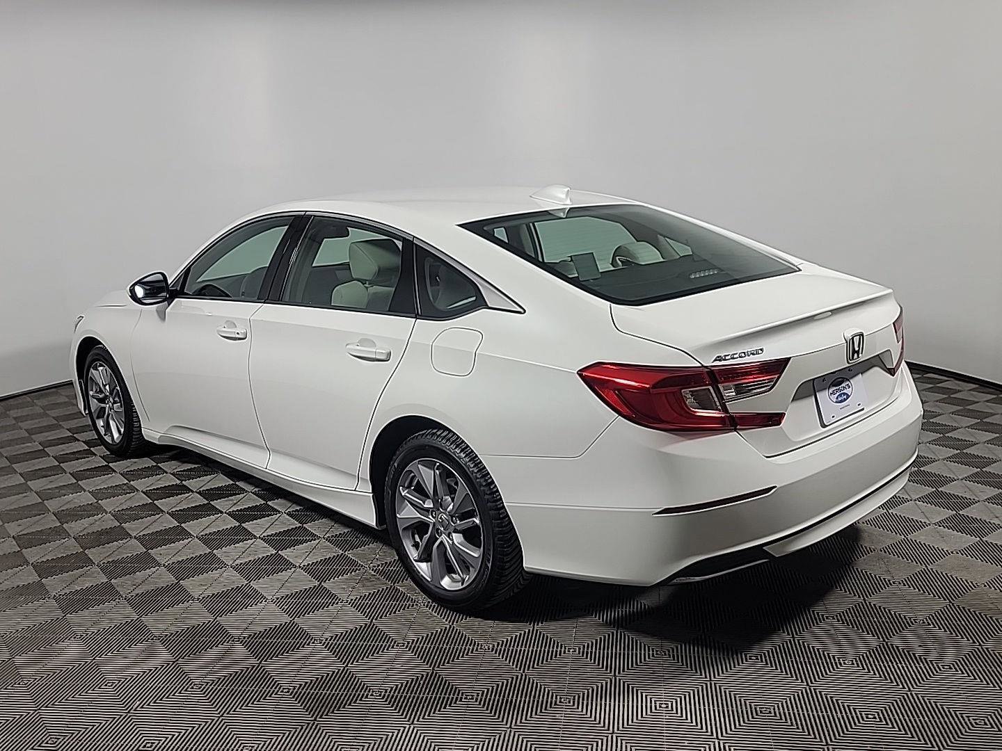 Certified 2018 Honda Accord LX image 10