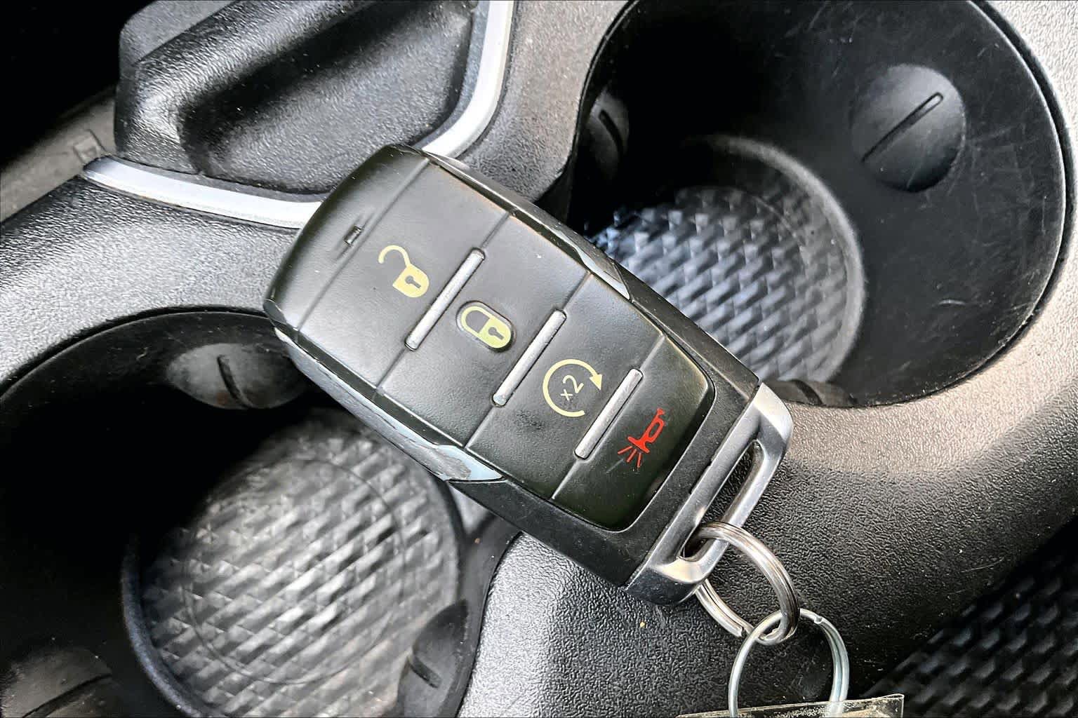 Used 2022 RAM 1500 Big Horn AWD/4WD image 14