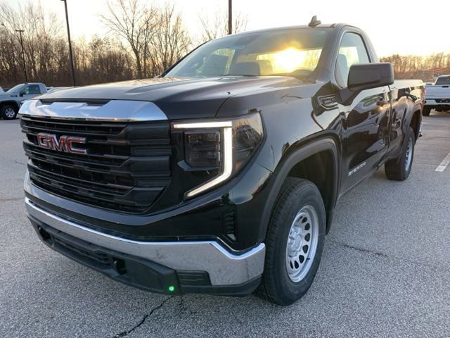 New 2025 GMC Sierra 1500 Pro image 8