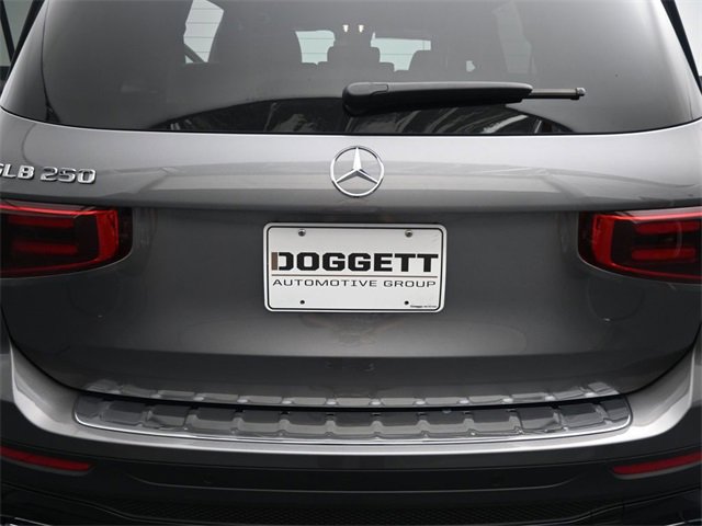 New 2024 Mercedes-Benz GLB 250 image 12
