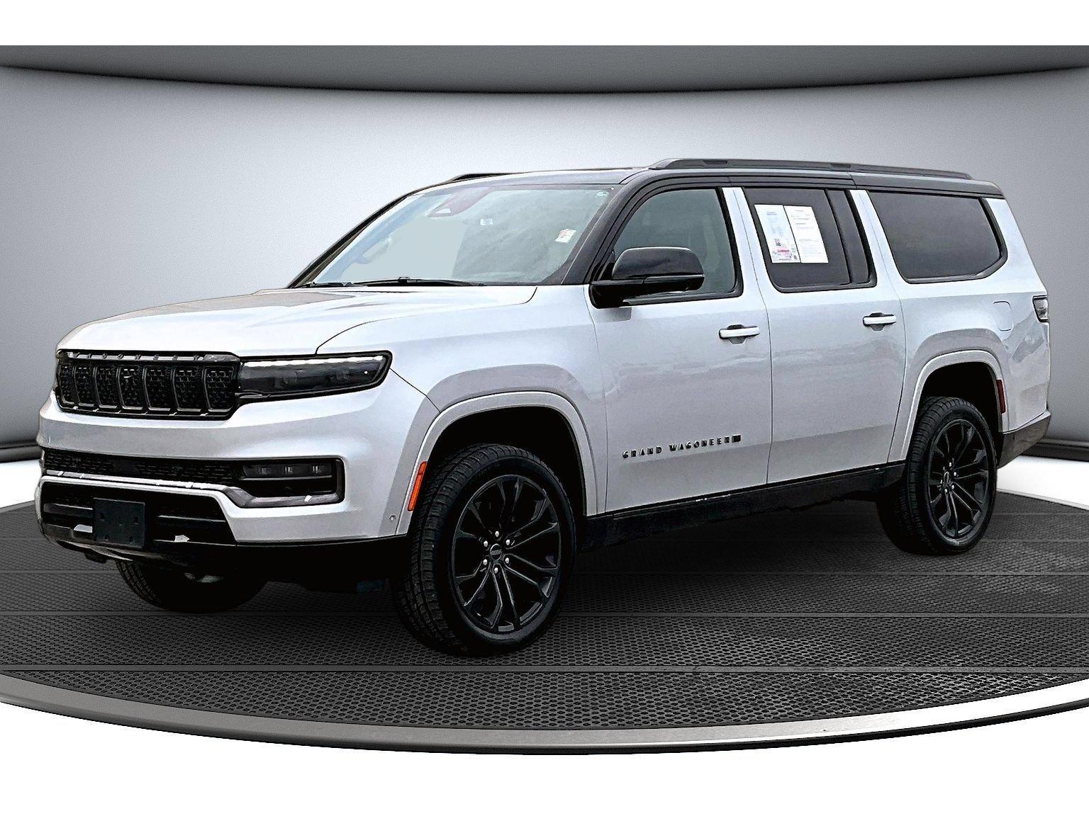 Used 2024 Jeep Grand Wagoneer L Series II w/ Quick Order Packagew 28T AWD/4WD image 16