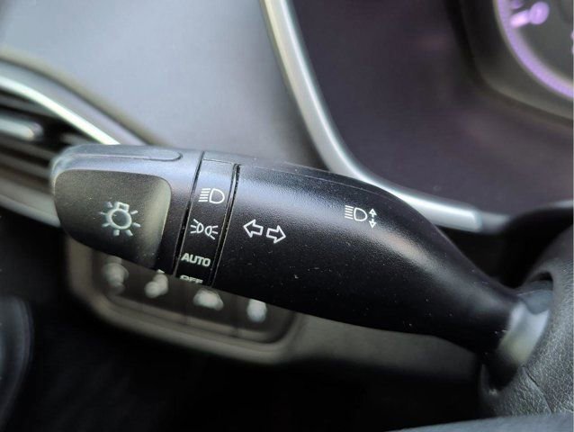 Used 2019 Hyundai Santa Fe SE image 26