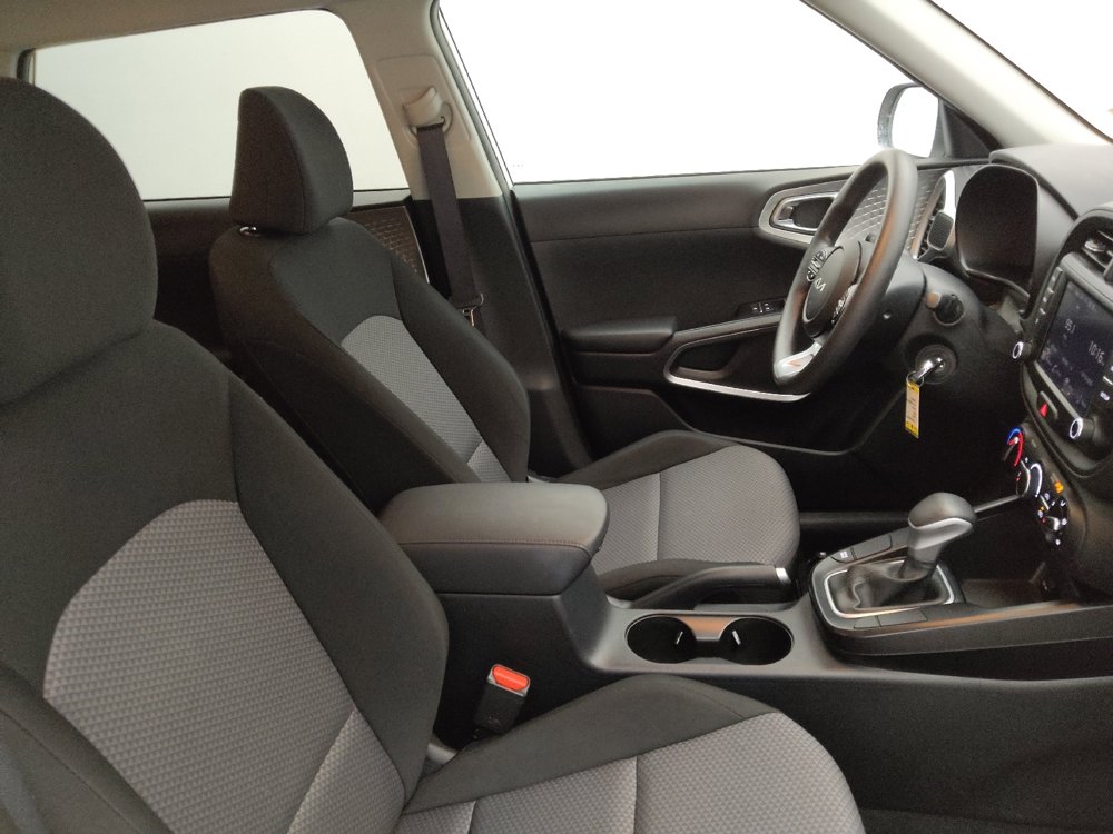 Used 2024 Kia Soul LX w/ Option Group 015 image 21