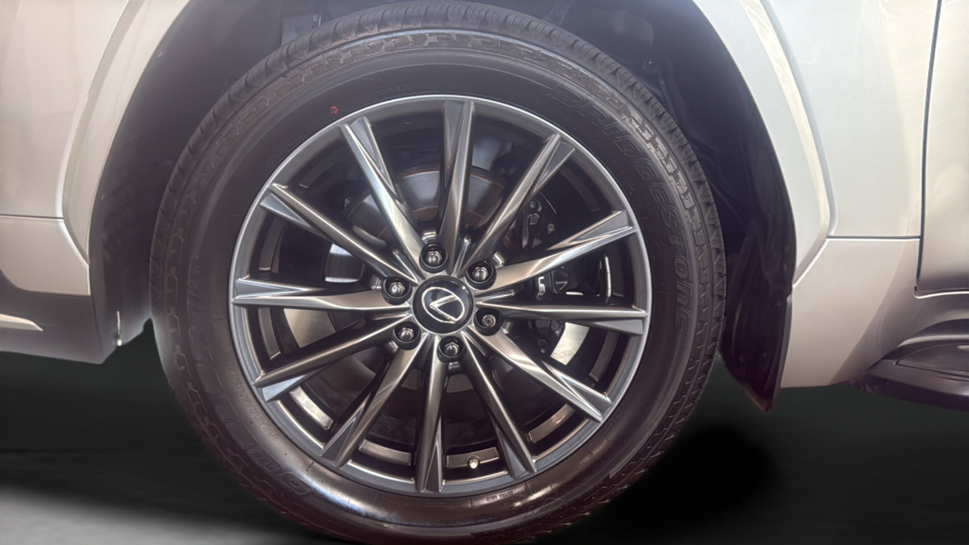 Used 2023 Lexus LX 600 F Sport w/ Accessory Package (Z1) AWD/4WD image 36
