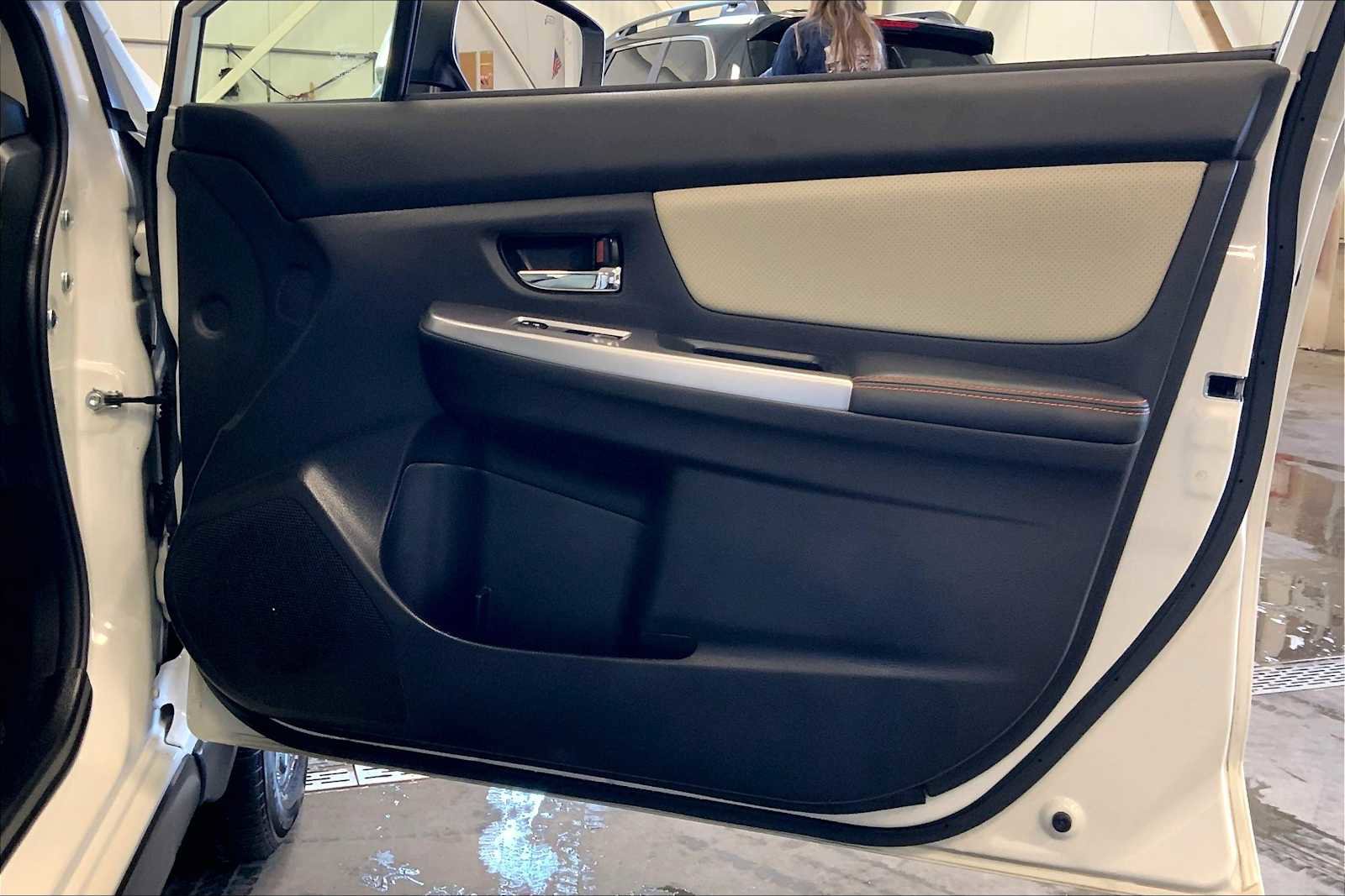 Used 2017 Subaru Crosstrek 2.0i Limited image 22